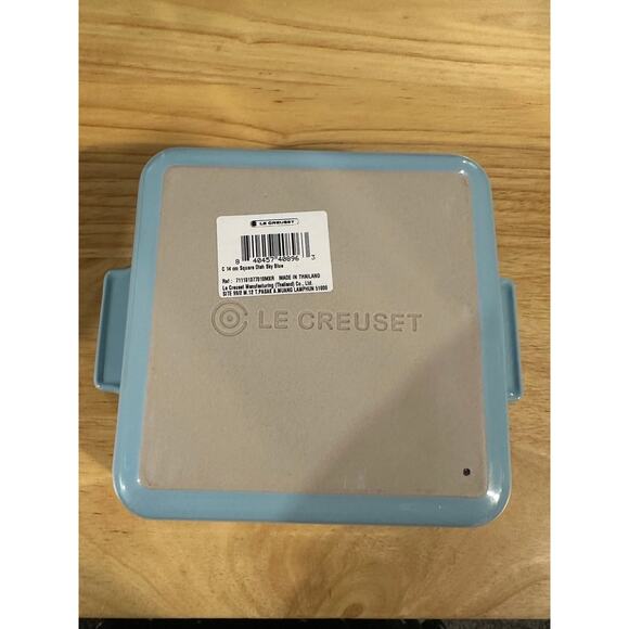 LE CREUSET Sky Blue Square Baking Dish  14cm - Picture 3 of 3